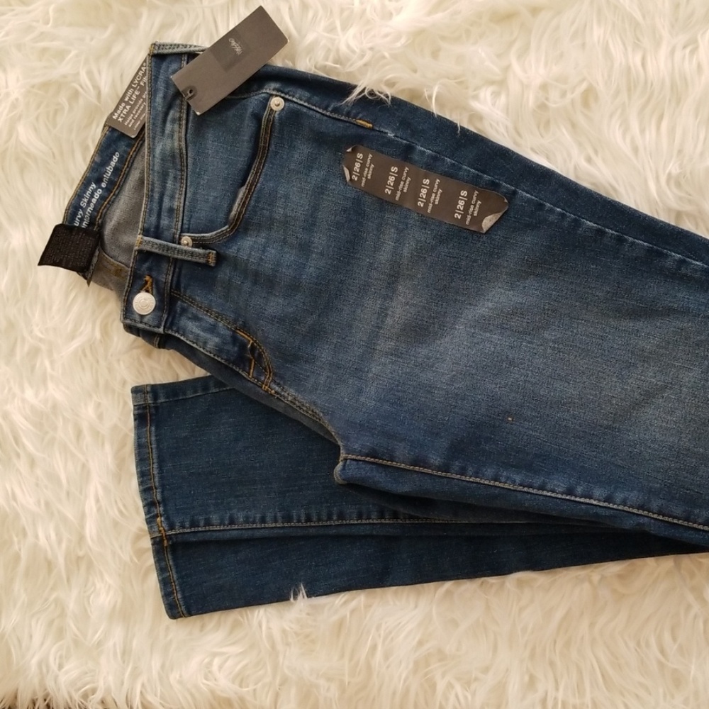 Mossimo mid rise curvy skinny jeans 2S 26
